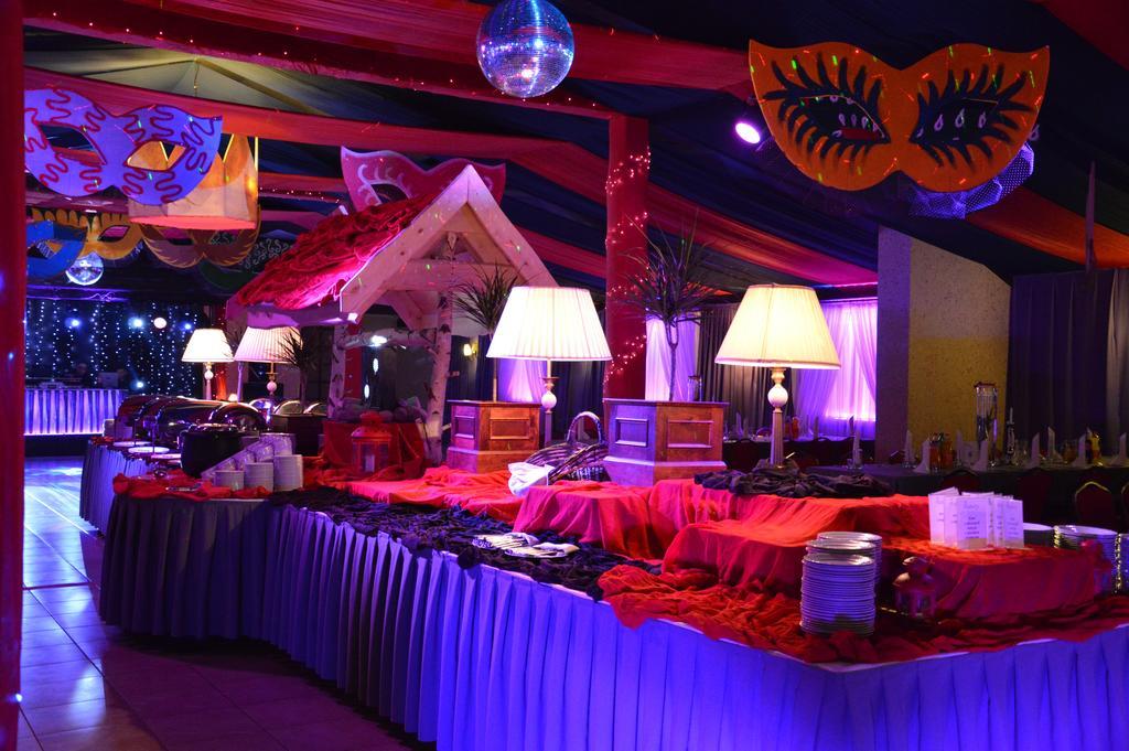Hotel Batory Tluszcz Luaran gambar