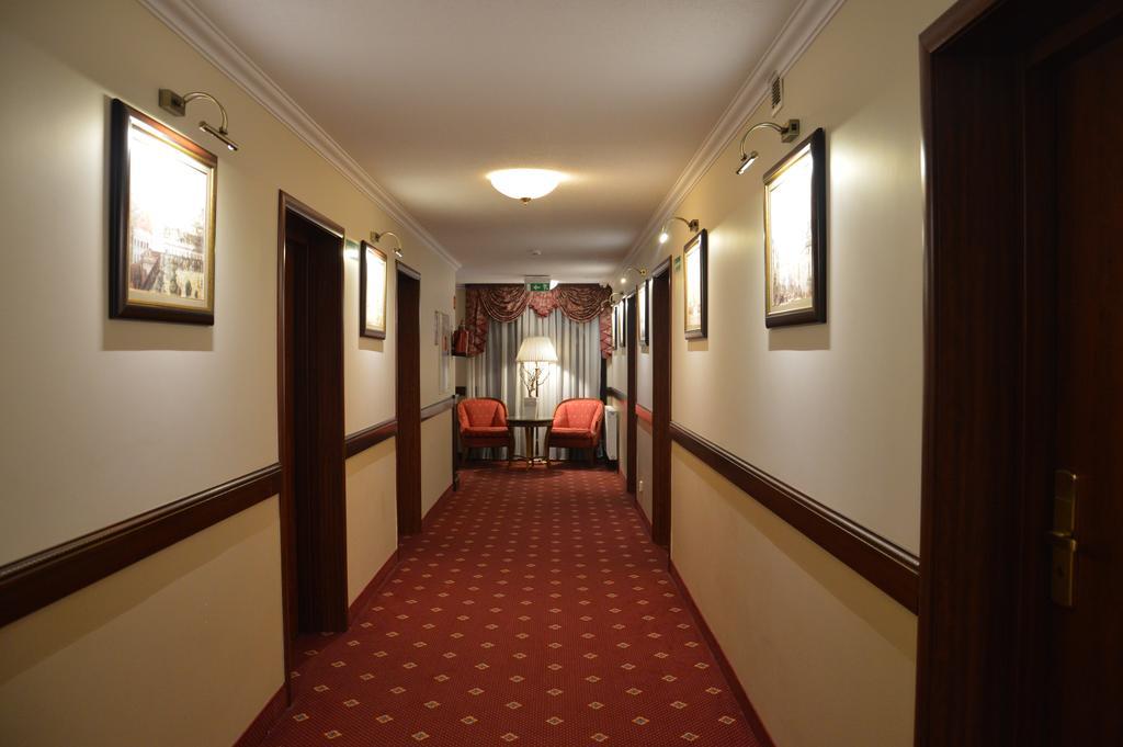 Hotel Batory Tluszcz Luaran gambar