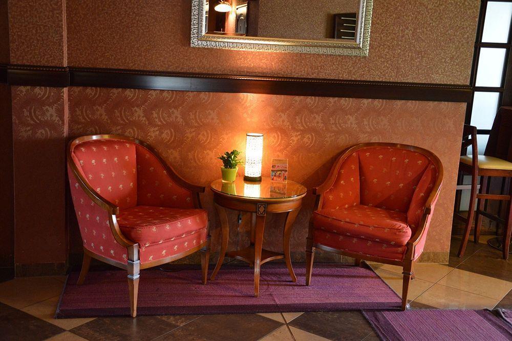 Hotel Batory Tluszcz Luaran gambar