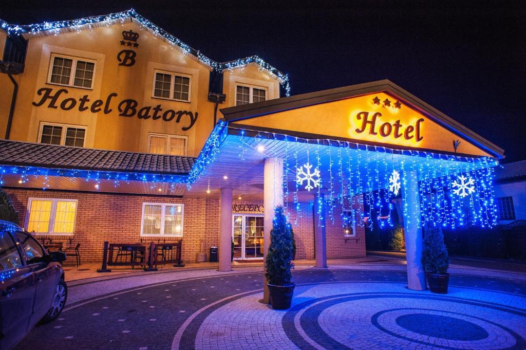 Hotel Batory Tluszcz Luaran gambar
