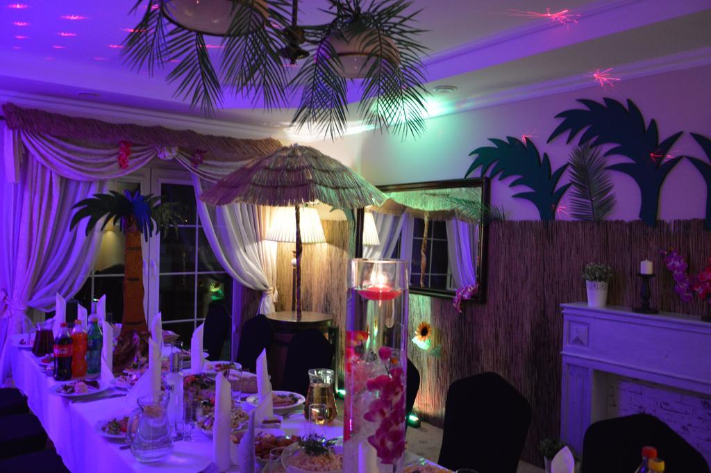 Hotel Batory Tluszcz Luaran gambar