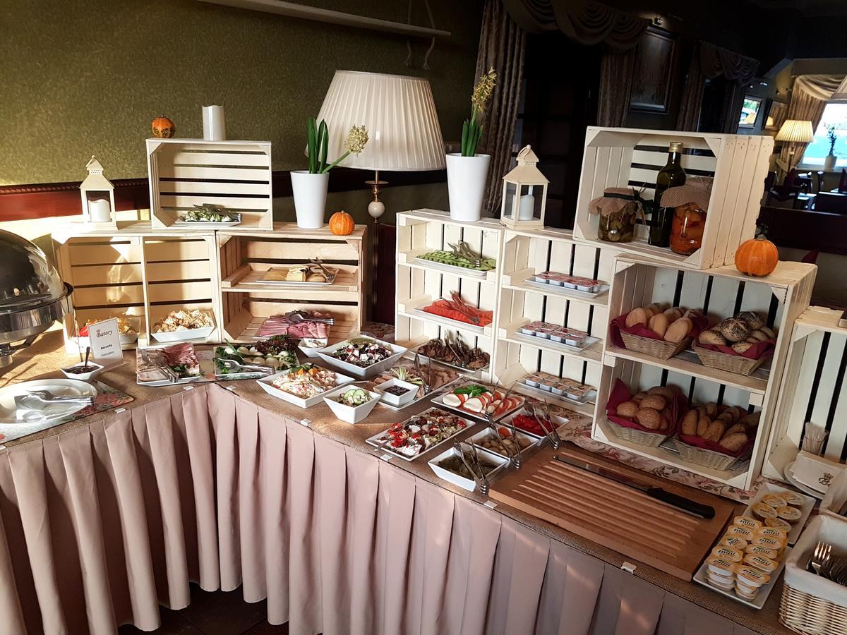 Hotel Batory Tluszcz Luaran gambar