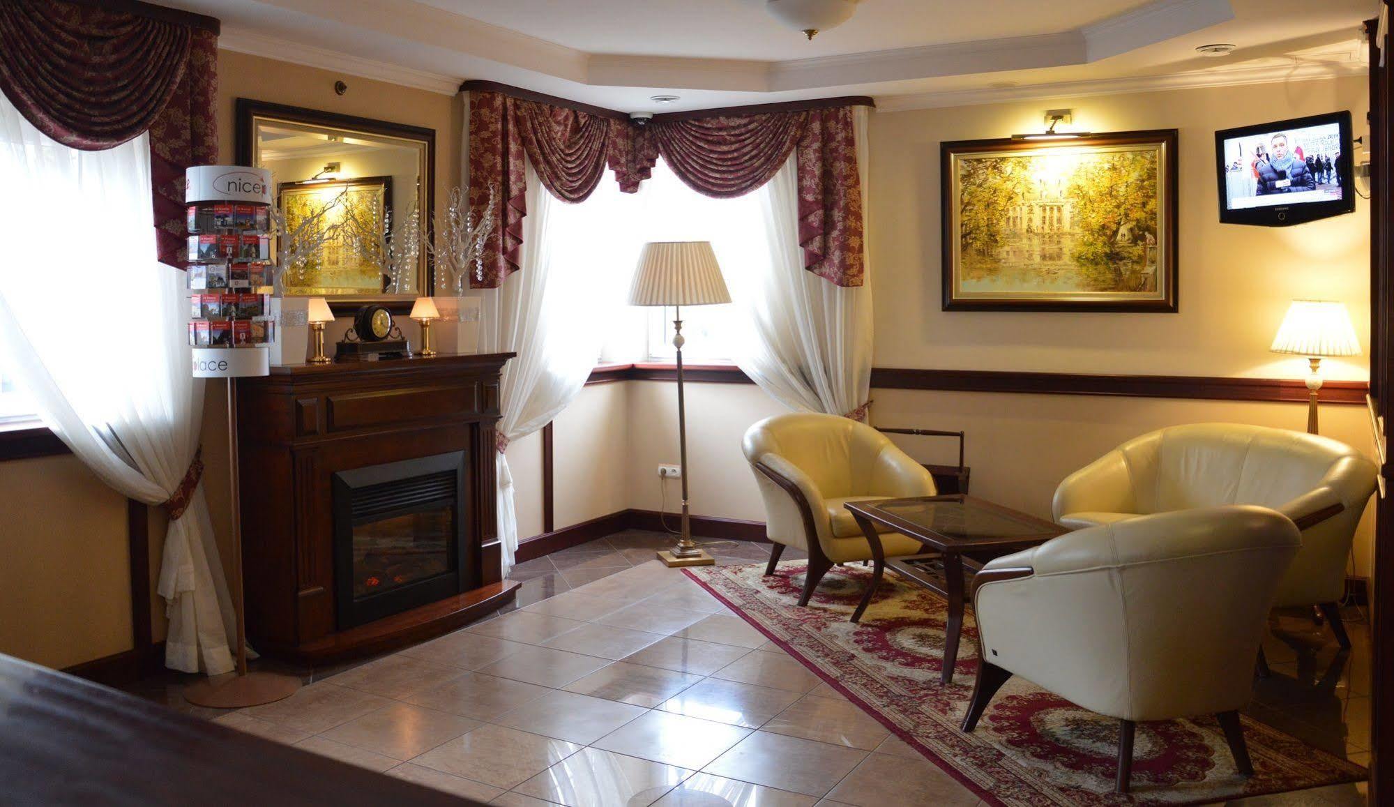 Hotel Batory Tluszcz Luaran gambar