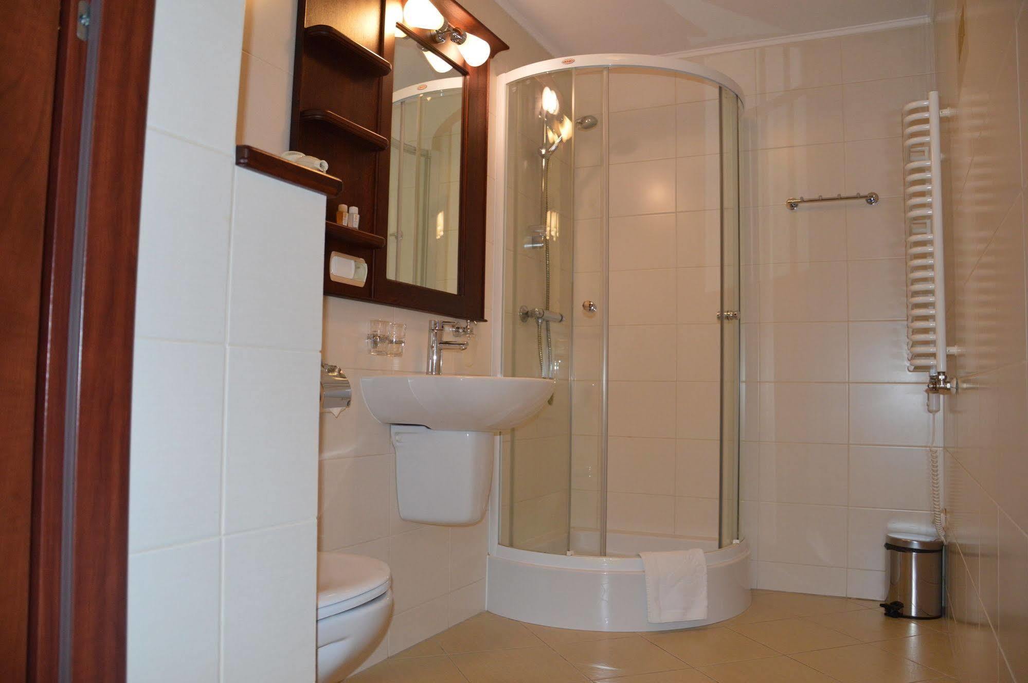 Hotel Batory Tluszcz Luaran gambar