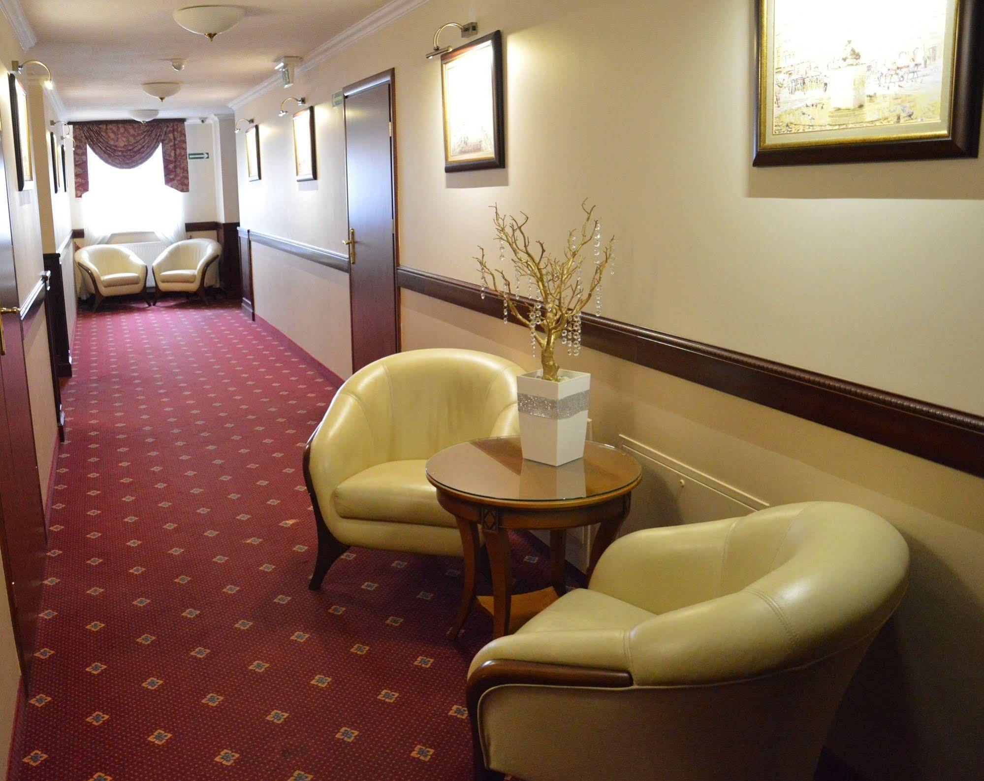 Hotel Batory Tluszcz Luaran gambar
